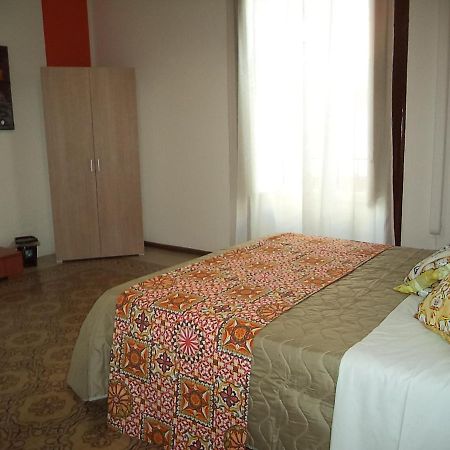 Locami Palermo Centro Rooms Екстериор снимка