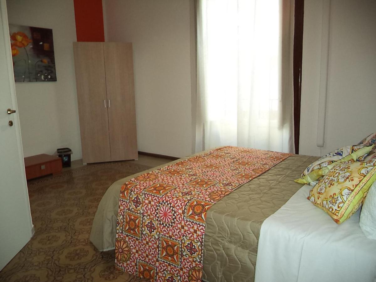 Locami Palermo Centro Rooms Екстериор снимка