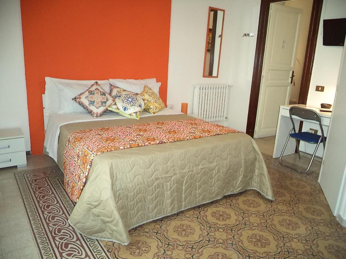 Locami Palermo Centro Rooms Екстериор снимка