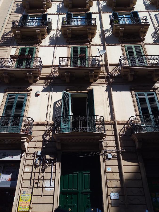 Locami Palermo Centro Rooms Екстериор снимка