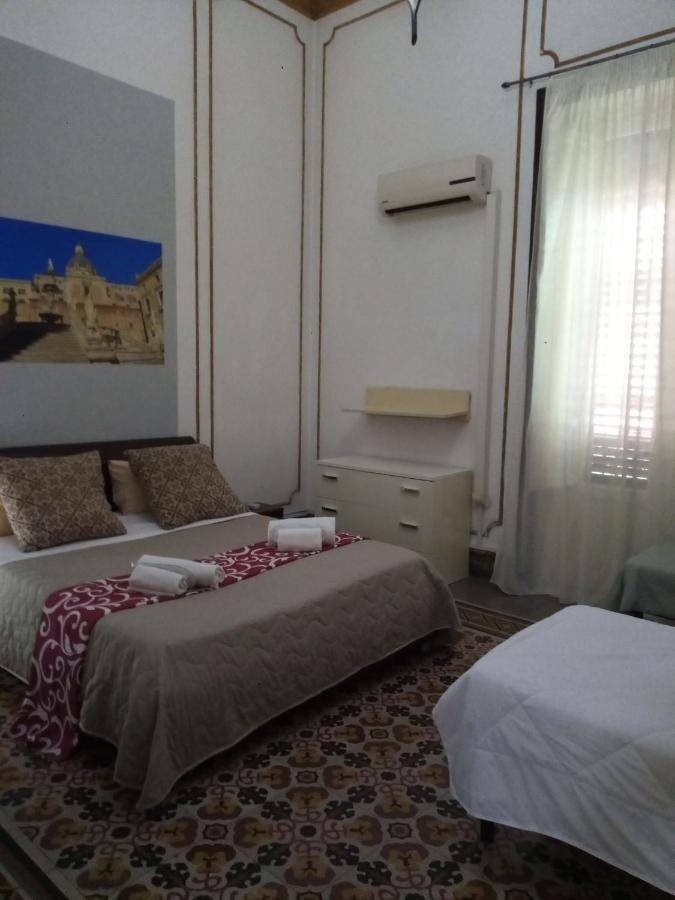 Locami Palermo Centro Rooms Екстериор снимка